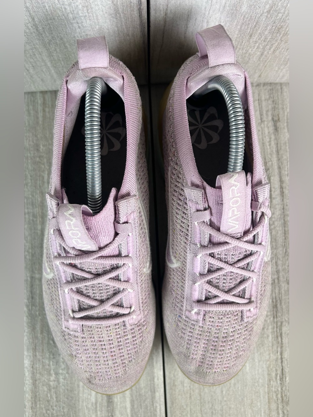 Nike VaporMax 2021 Flyknit Sneaker Light Purple Athletic Sneaker Womens Size 8.5 - Picture 7 of 11